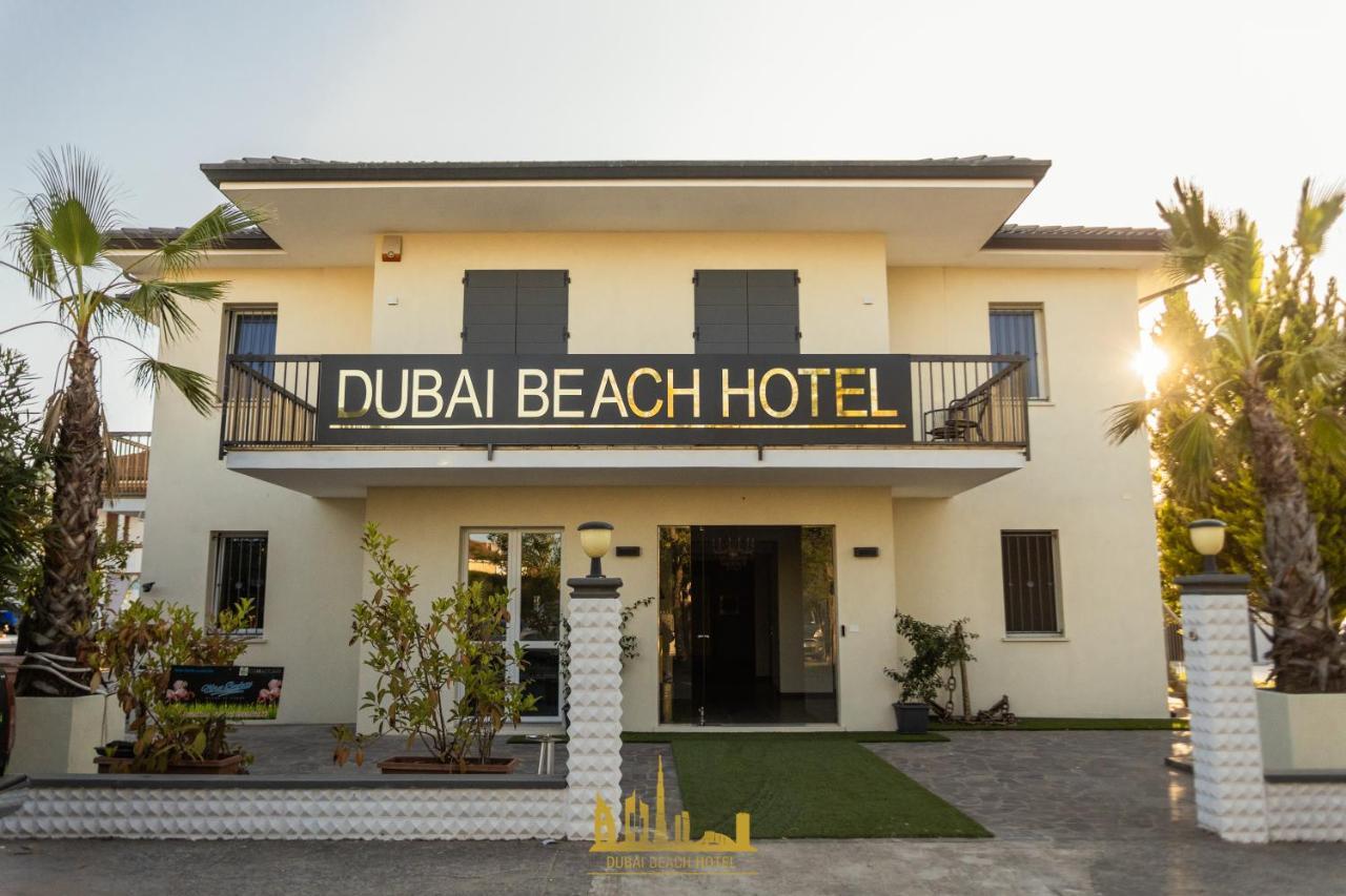 Dubaibeachotel Llido Degli Estensi Bagian luar foto